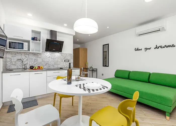 Linda Apartament